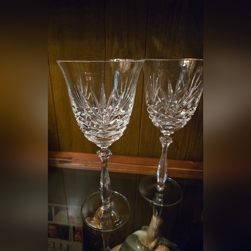 Noritake | Hampton Hall | Crystal Water Goblet Glasses | Set of 3 - Picture 8 of 9